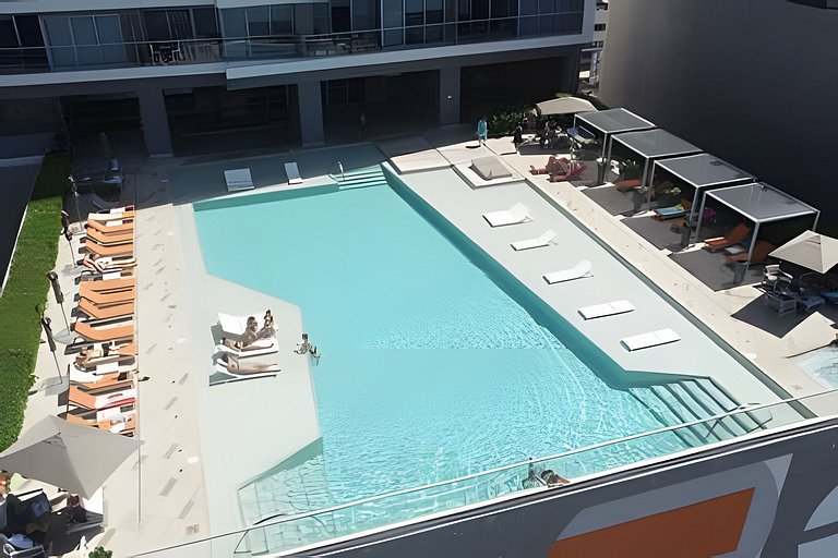 Lujoso Apto de 2 habitaciones en piso 30