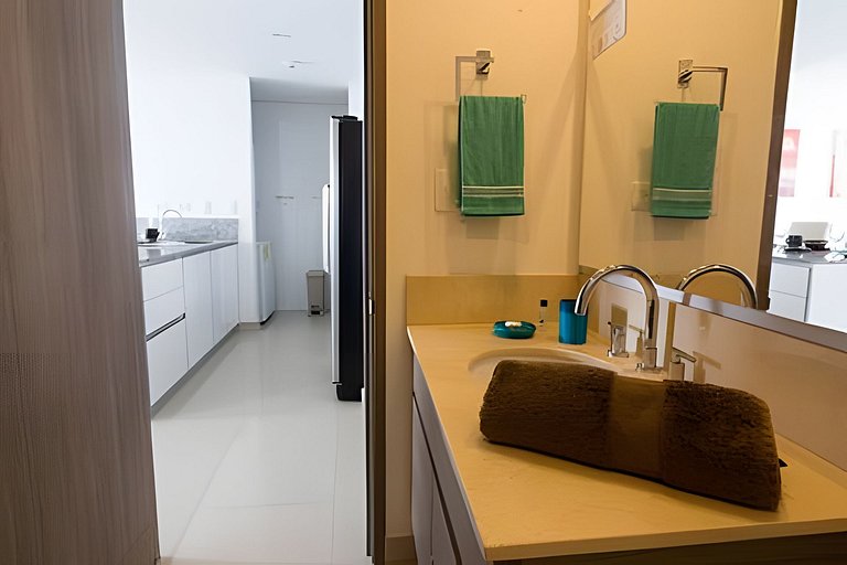 Lujoso Apto de 1 habitacion en piso 29-Morros City