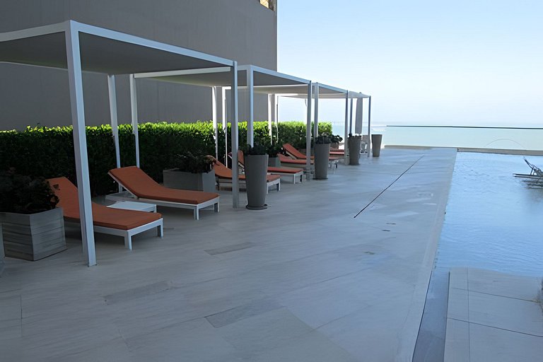 Lujoso Apto de 1 habitacion en piso 29