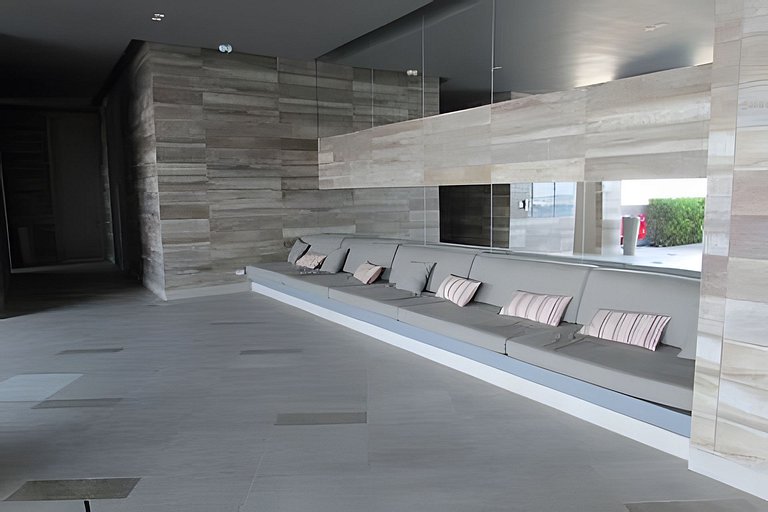 Lujoso Apto de 1 habitacion en piso 29-Morros City