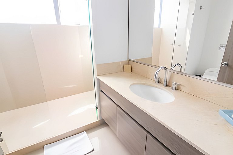 Hermoso Apto 2 Hab Piso 11 en Morros City