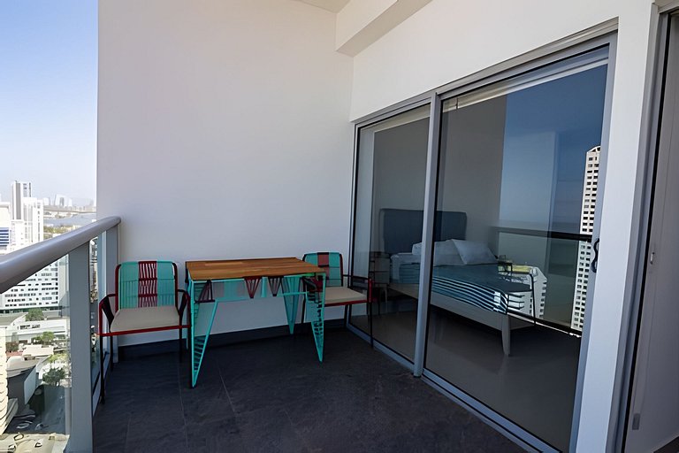 Infinitum Espectacular apto piso 28 vista al mar