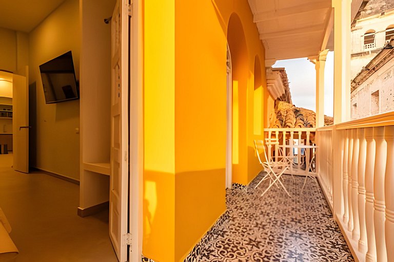 Apto con balcón en en Centro Historico - Zaher G