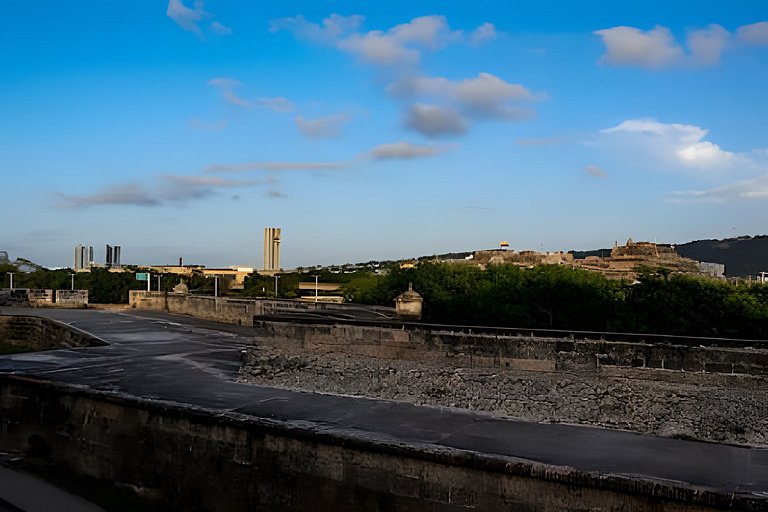 Relaxing New Apt w/ Balcony in Getsemani!