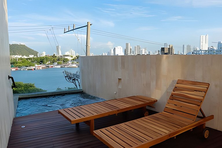 Relaxing New Apt w/ Balcony in Getsemani!