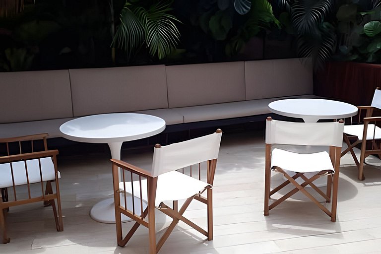 Relaxing New Apt w/ Balcony in Getsemani!