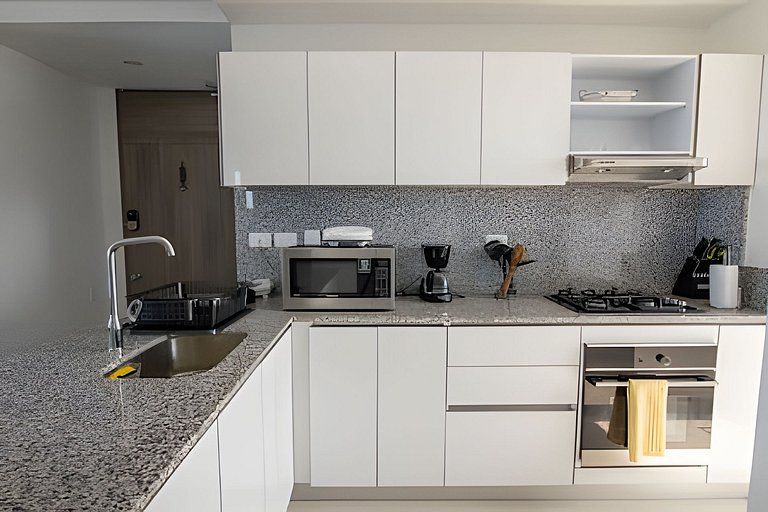 Lujoso Apto de 2 Hab en piso 26 - Morros City