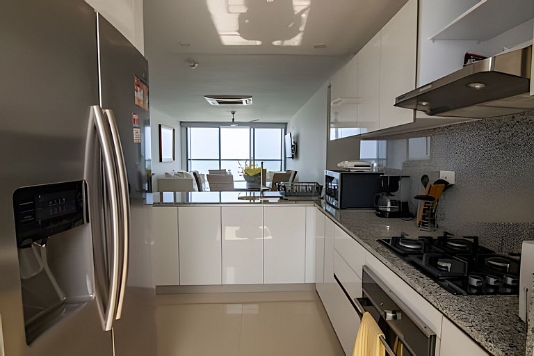 Lujoso Apto de 2 Hab en piso 26 - Morros City