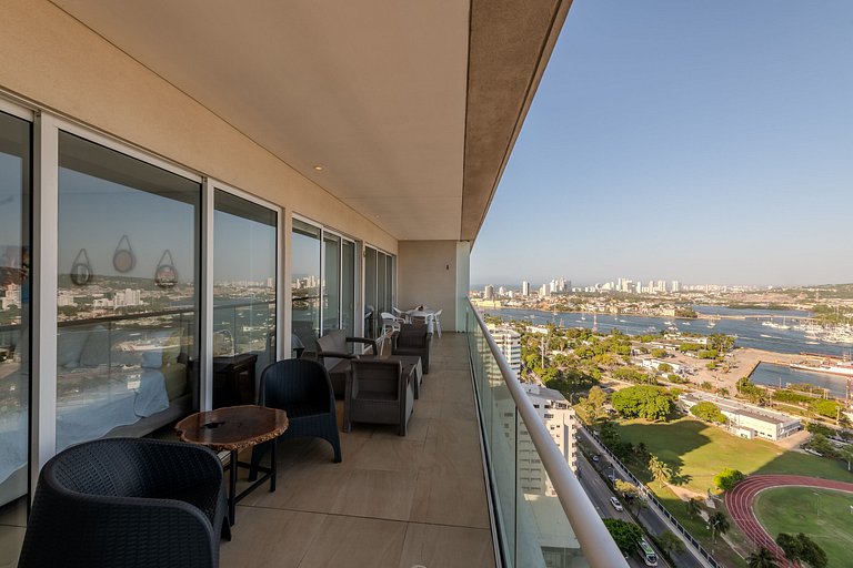 Condominio H2-Luxurious 2 BR / 16th F - Bocagrande