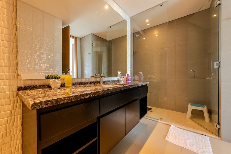 Condominio H2-Luxurious 2 BR / 16th F - Bocagrande