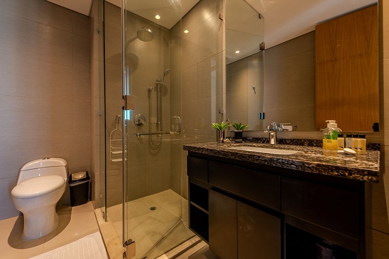 Condominio H2-Luxurious 2 BR / 16th F - Bocagrande