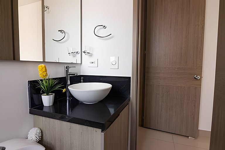 Lujoso Apto de 2 habitaciones en piso 23-Infinitum