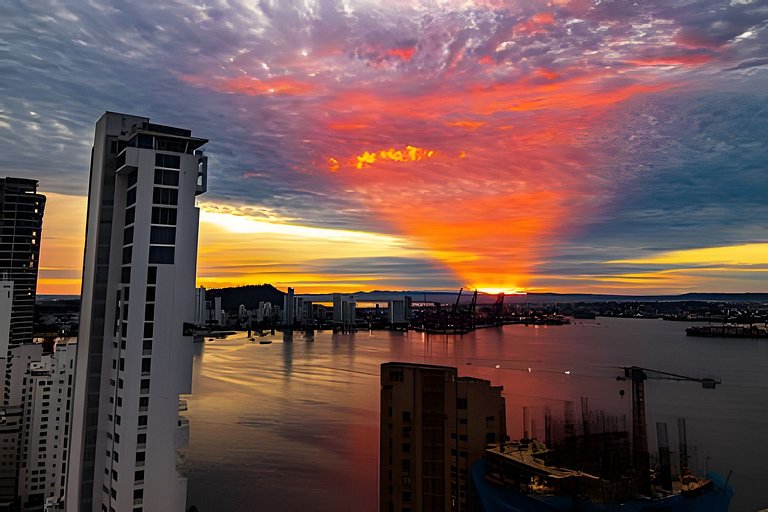 Lujoso Apto de 2 habitaciones en piso 23-Infinitum