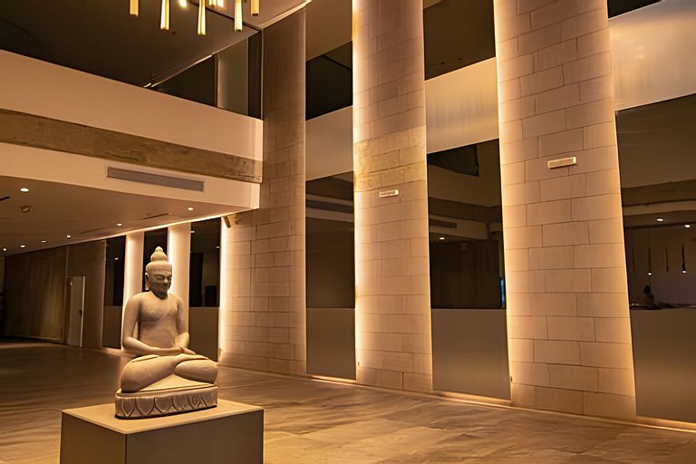 Lujoso Apto de 2 habitaciones en piso 23-Infinitum