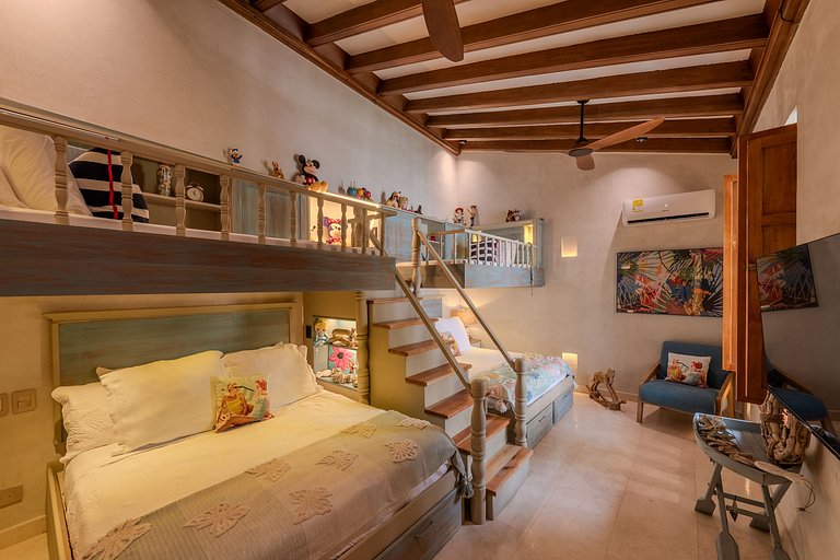 Casa IsaLuna: Oasis Privado de Lujo