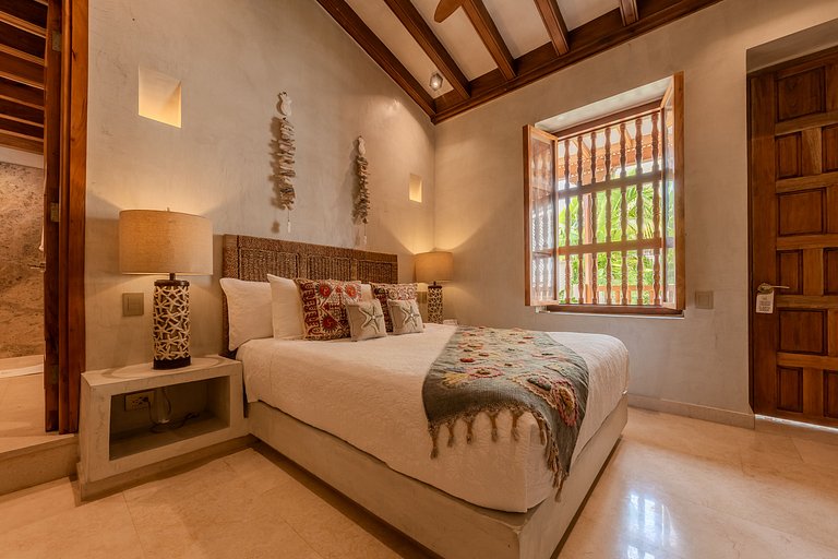 Casa IsaLuna: Oasis Privado de Lujo