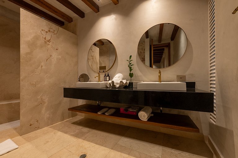 Casa IsaLuna: Oasis Privado de Lujo