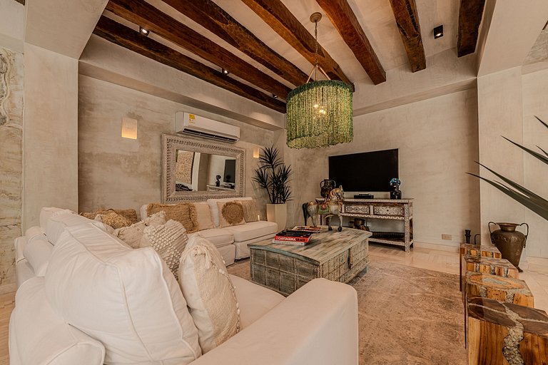 Casa IsaLuna: Oasis Privado de Lujo