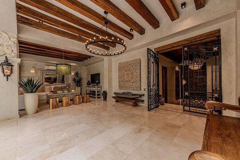 Casa IsaLuna: Oasis Privado de Lujo