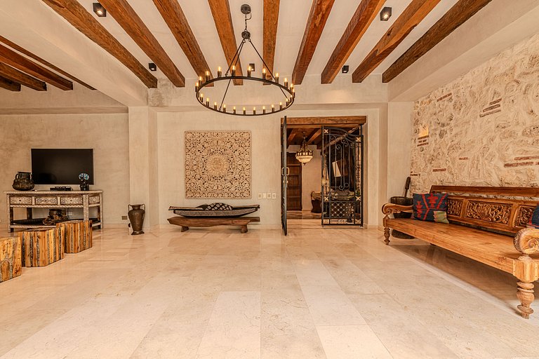Casa IsaLuna: Oasis Privado de Lujo