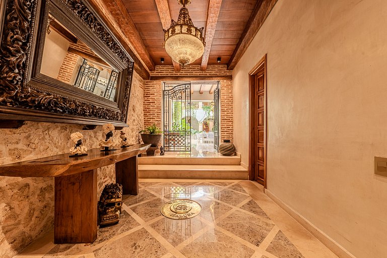 Casa IsaLuna: Oasis Privado de Lujo