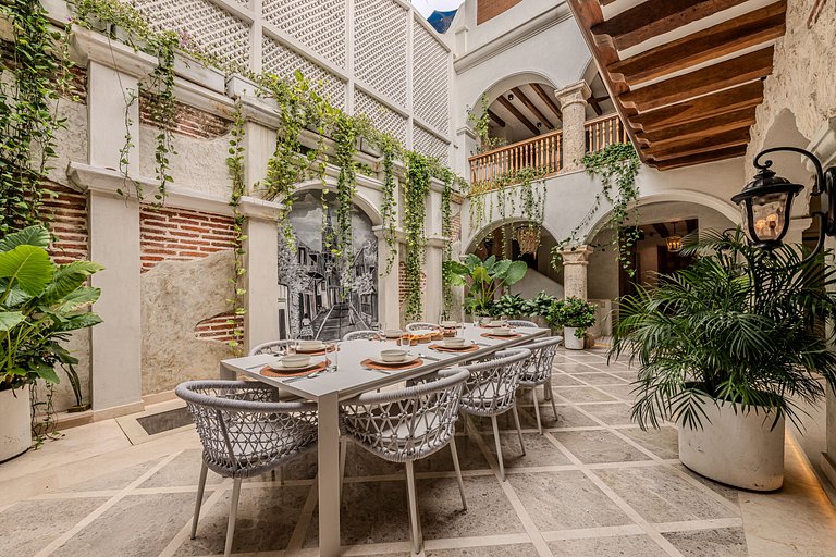 Casa IsaLuna: Oasis Privado de Lujo