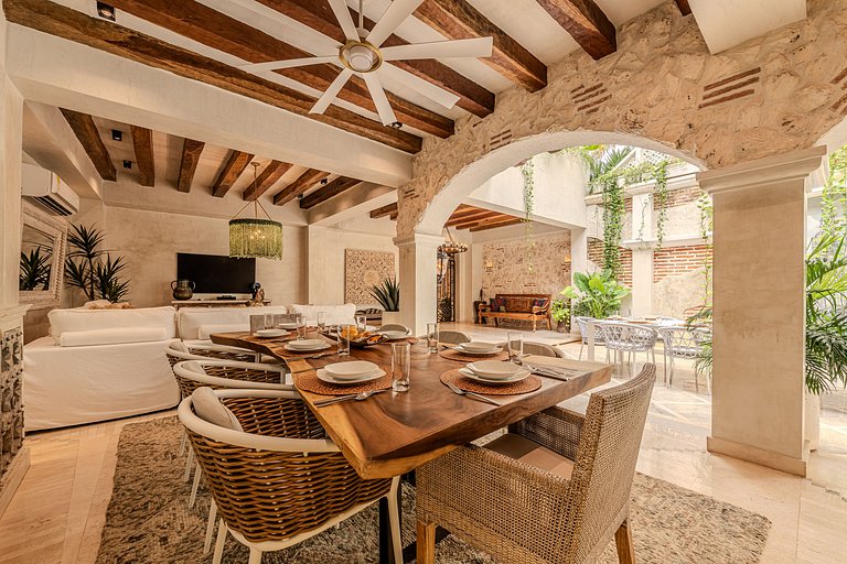 Casa IsaLuna: Oasis Privado de Lujo