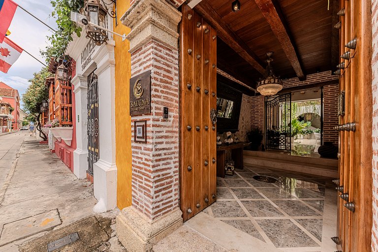 Casa IsaLuna: Oasis Privado de Lujo