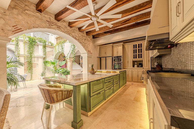 Casa IsaLuna: Oasis Privado de Lujo