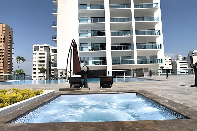 Hermoso Apto de 1 hab con Vista al Mar - Piso 10