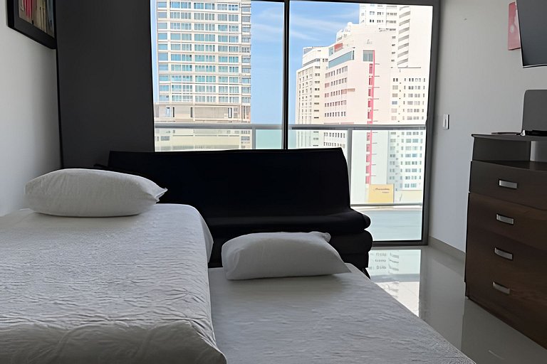 Hermoso Apto de 1 hab con Vista al Mar - Piso 10