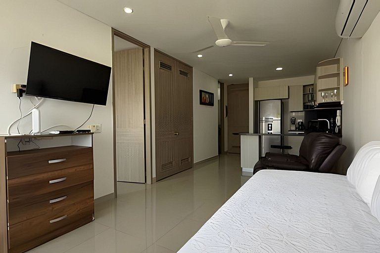 Hermoso Apto de 1 hab con Vista al Mar - Piso 10