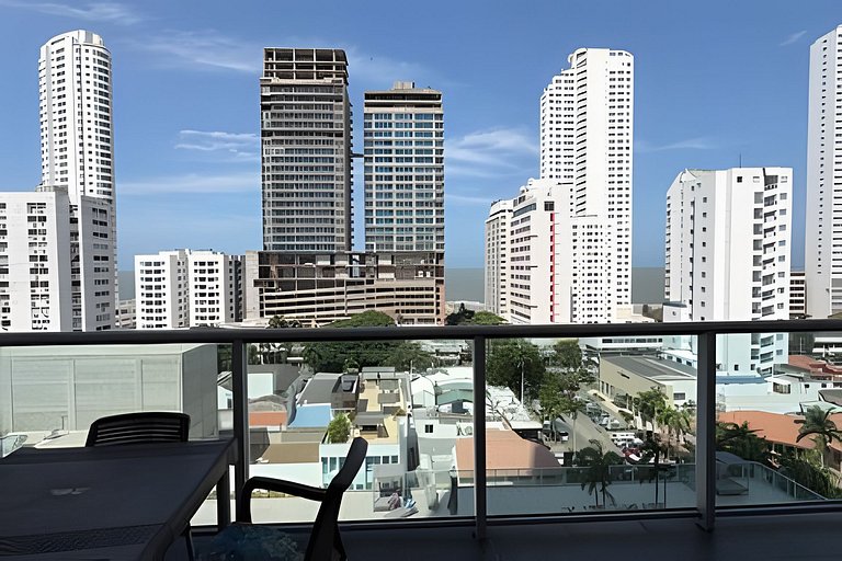 Hermoso Apto de 1 hab con Vista al Mar - Piso 10