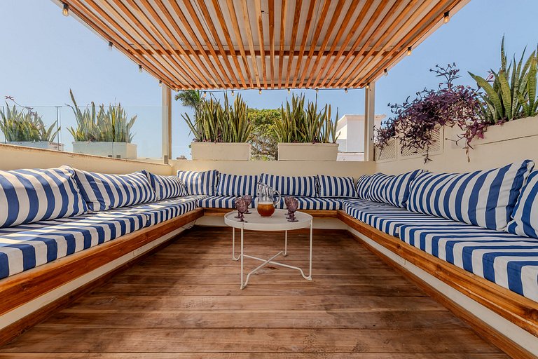 Casa de 5 Hab en la Ciudad Amurallada con Piscina