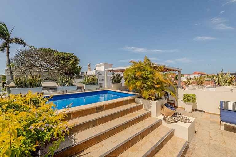 Casa de 5 Hab en la Ciudad Amurallada con Piscina