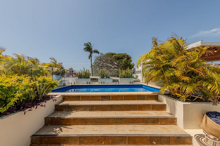 Casa de 5 Hab en la Ciudad Amurallada con Piscina