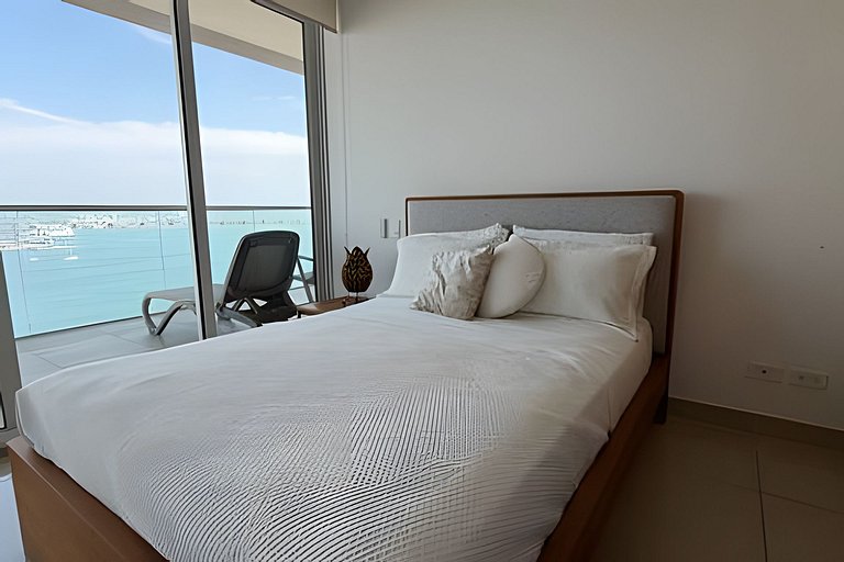 1904 h2 - Vista al mar y centro histórico 2 hab