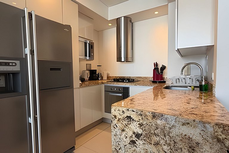 1904 h2 - Vista al mar y centro histórico 2 hab