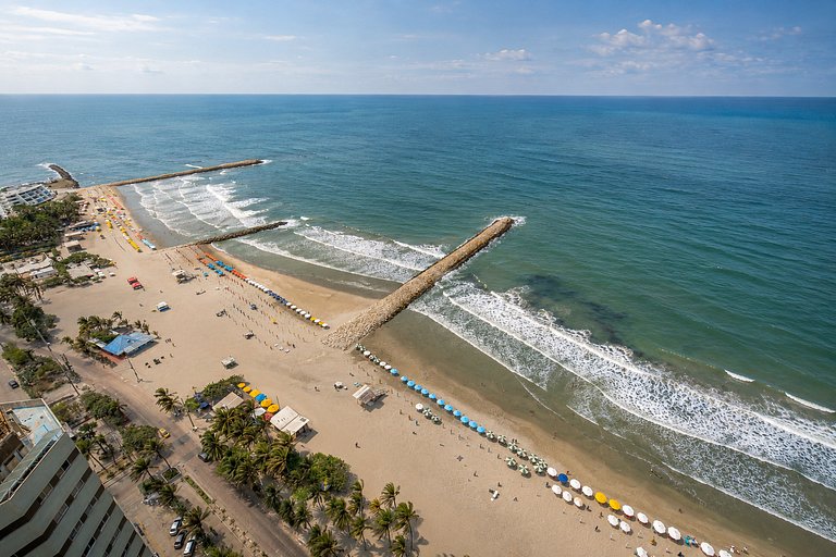 ¡Espectacular Apto Con Vista al Mar Piso 28!