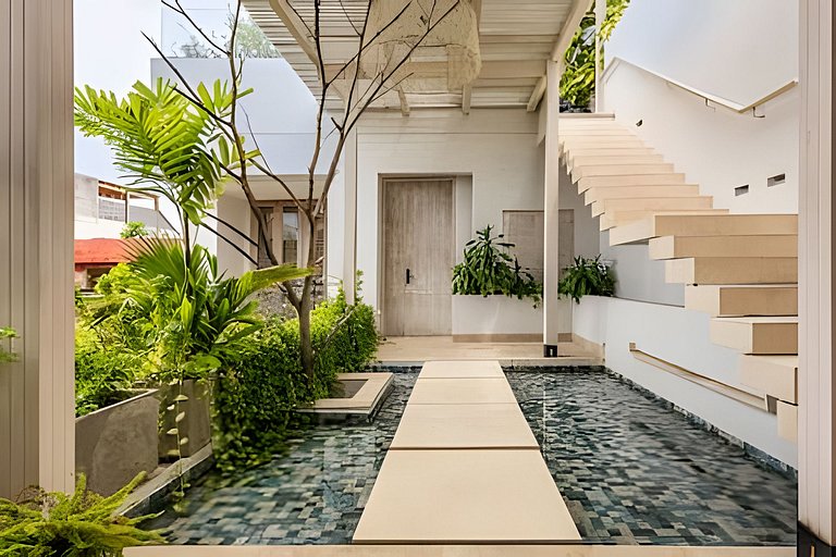 Ultra Luxury Rooftop Villa· Private Pool & Jacuzzi