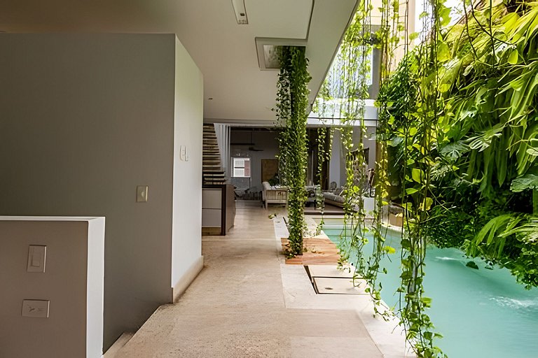 Ultra Luxury Rooftop Villa· Private Pool & Jacuzzi