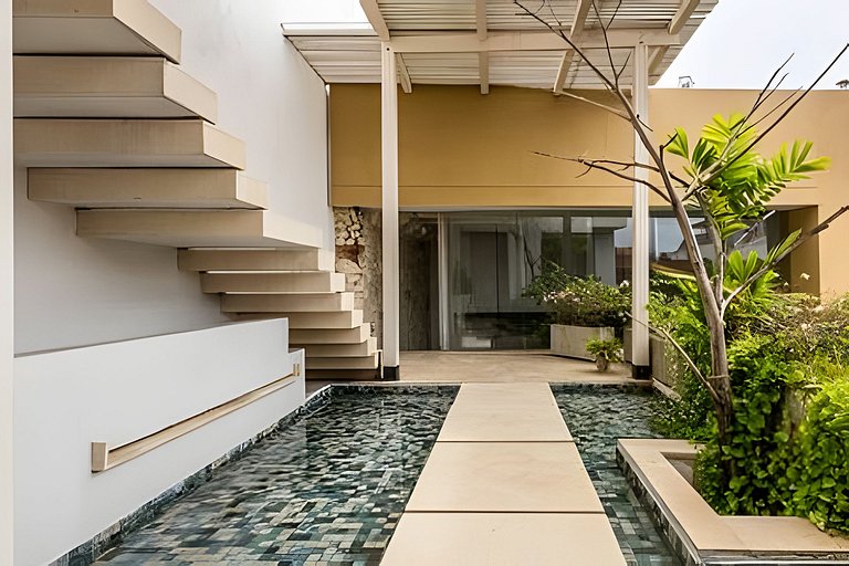 Ultra Luxury Rooftop Villa· Private Pool & Jacuzzi