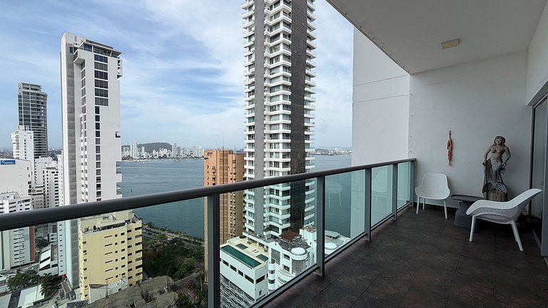 Infinitum - Spectacular sea view 25th floor apt