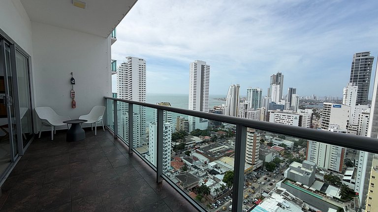 Infinitum - Spectacular sea view 25th floor apt