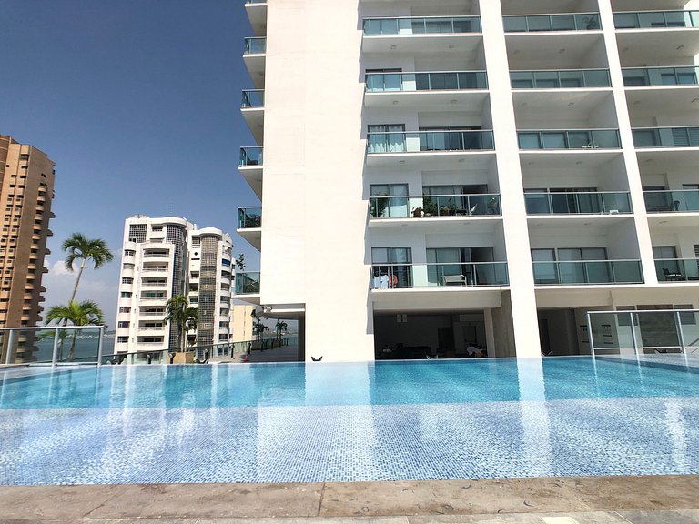 Lujoso Apto de 2 habitaciones piso 16 en Infinitum